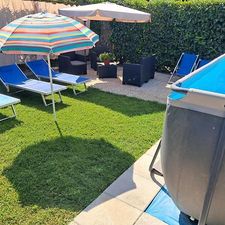 Depandance Con Piscina In Uso In Esclusivo In B&B SantʼAntonio Abate Esterno foto