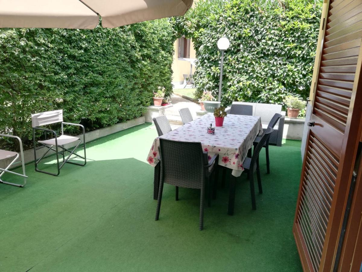 Depandance Con Piscina In Uso In Esclusivo In B&B SantʼAntonio Abate Esterno foto