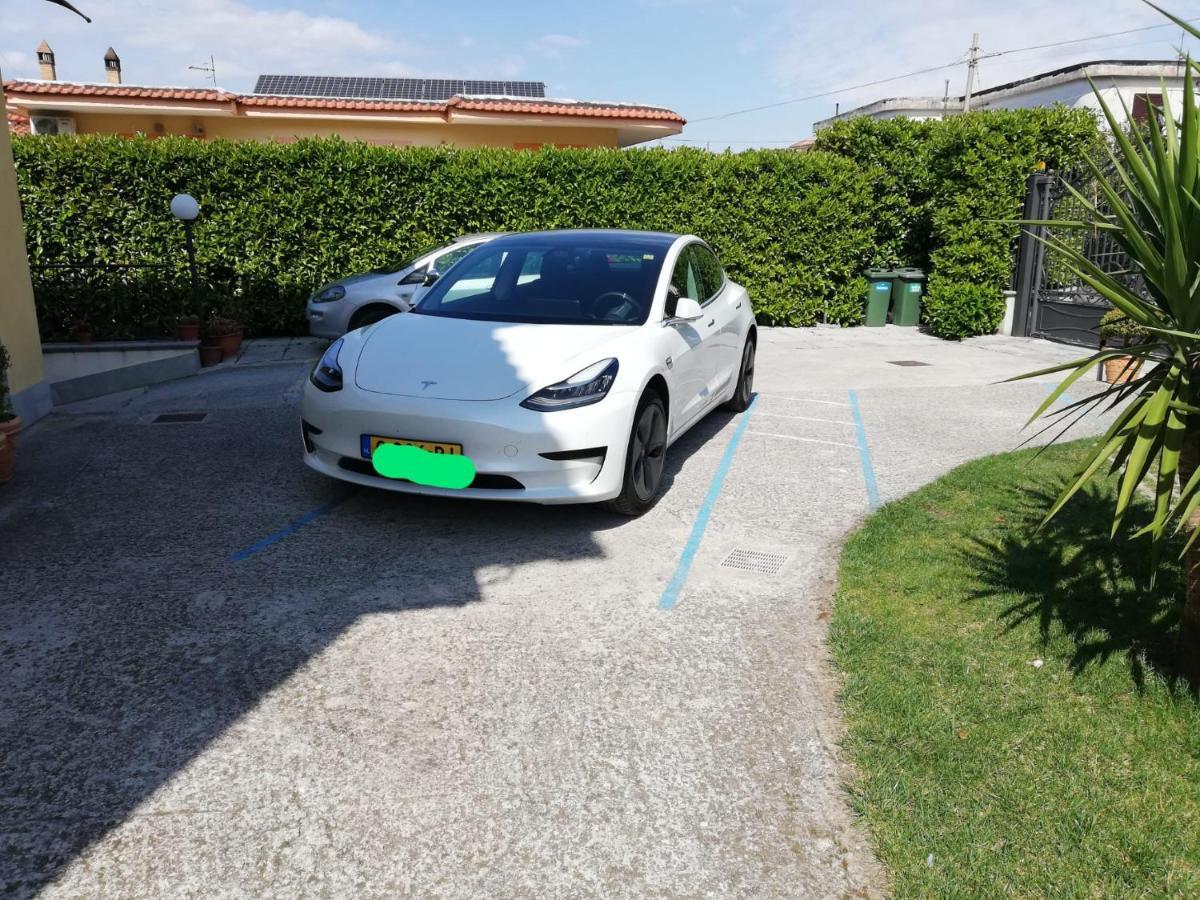Depandance Con Piscina In Uso In Esclusivo In B&B SantʼAntonio Abate Esterno foto